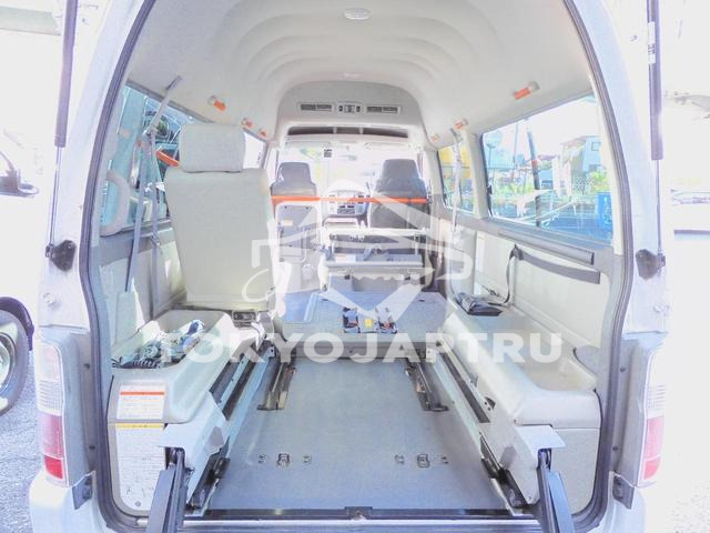 NISSAN CARAVAN BUS