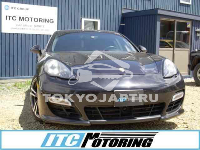 PORSCHE PANAMERA