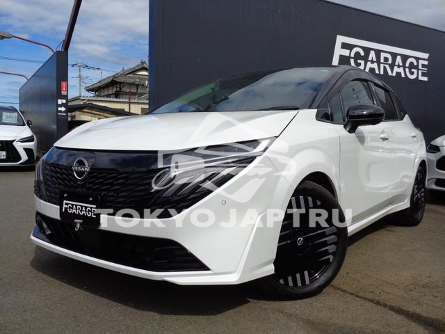 NISSAN AURA