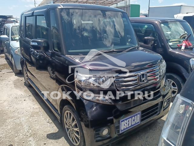 HONDA N-BOX CUSTOM