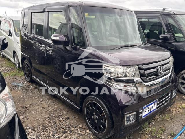 HONDA N-BOX CUSTOM