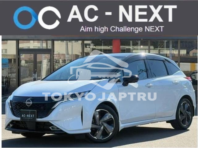 NISSAN AURA