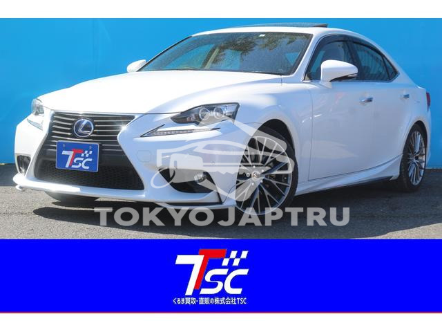 LEXUS IS