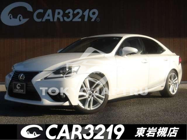 LEXUS IS