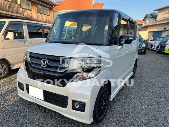 HONDA N-BOX CUSTOM