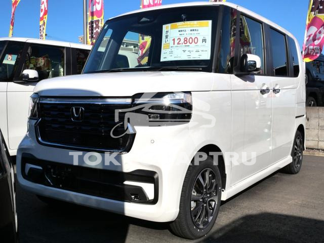HONDA N-BOX CUSTOM