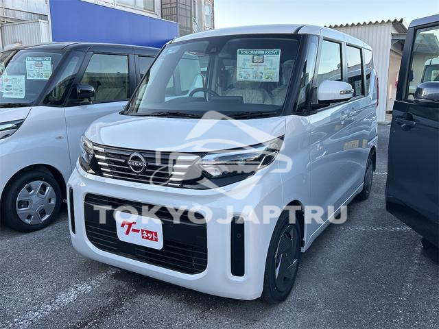 NISSAN ROOX