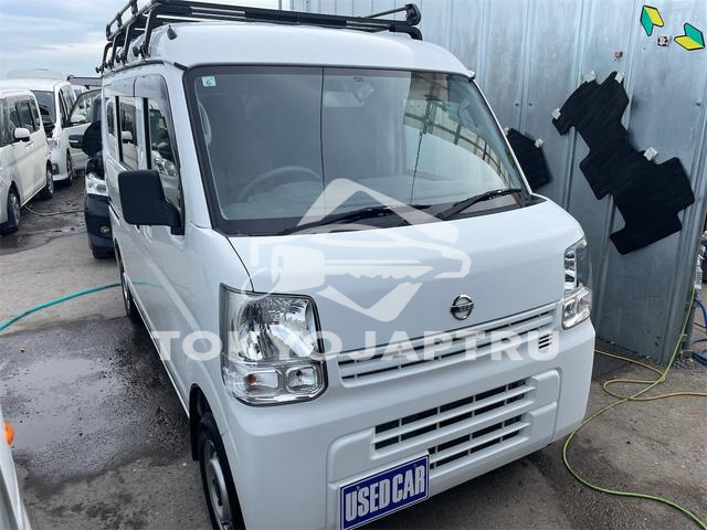 NISSAN NV100CLIPPER VAN