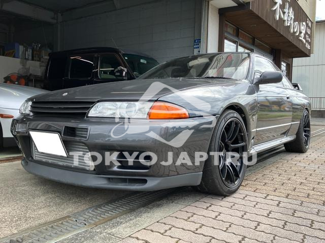 NISSAN SKYLINE