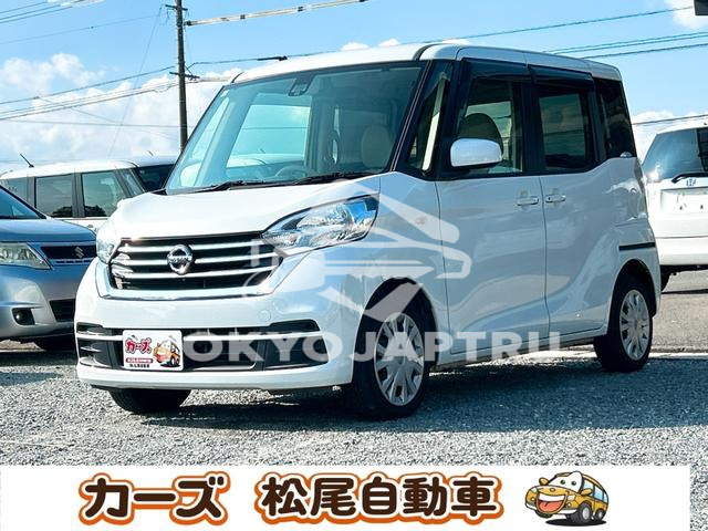 NISSAN DAYZ ROOX
