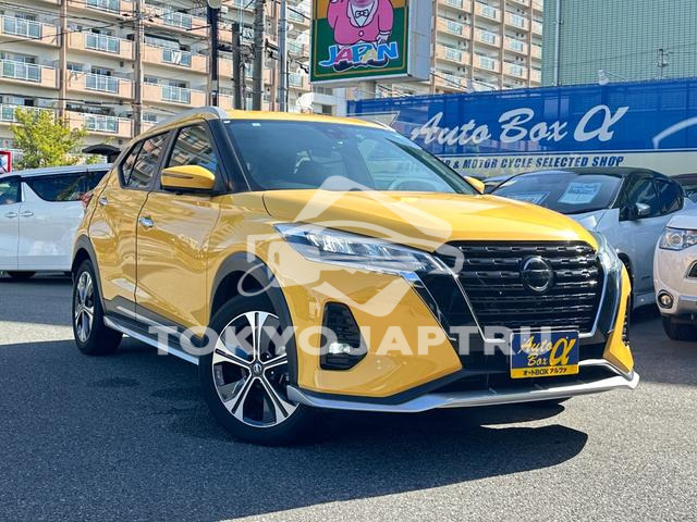 NISSAN KICKS