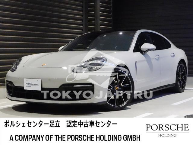 PORSCHE PANAMERA