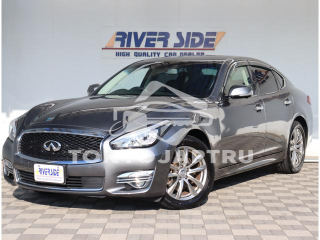 NISSAN FUGA