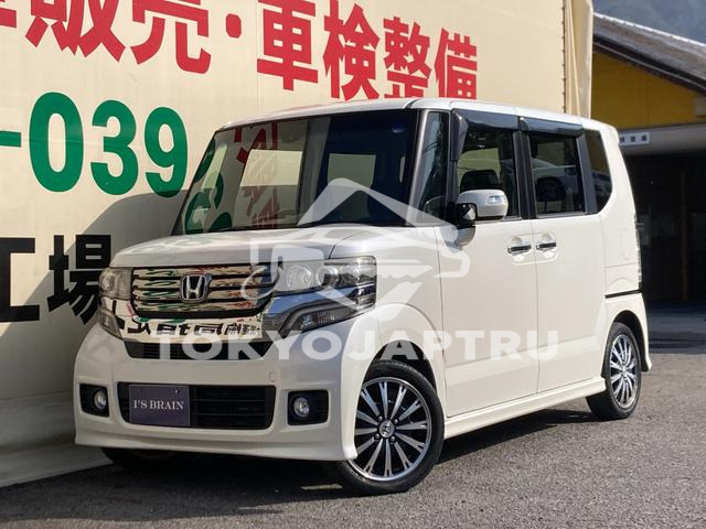 HONDA N-BOX CUSTOM