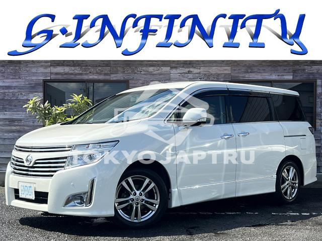 NISSAN ELGRAND