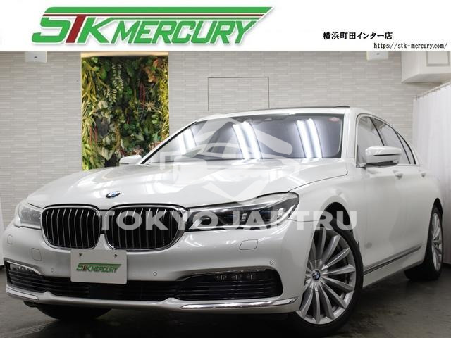 BMW 7 SERIES