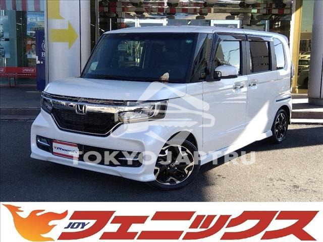 HONDA N-BOX CUSTOM