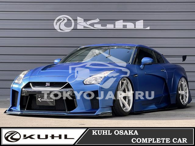 NISSAN GT-R