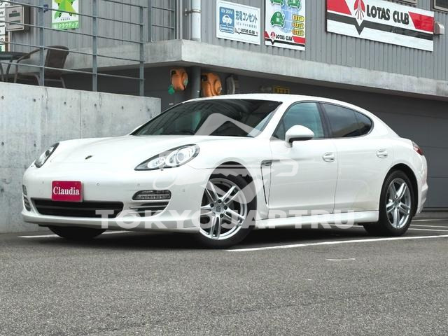 PORSCHE PANAMERA