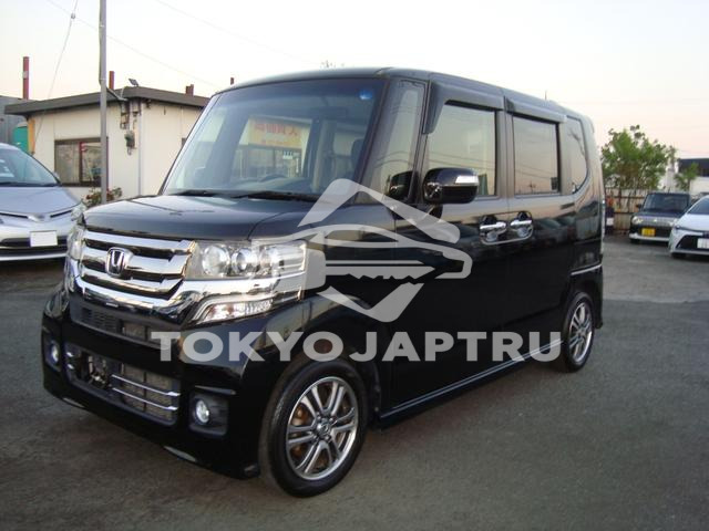 HONDA N-BOX CUSTOM