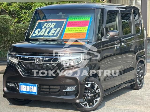 HONDA N-BOX CUSTOM