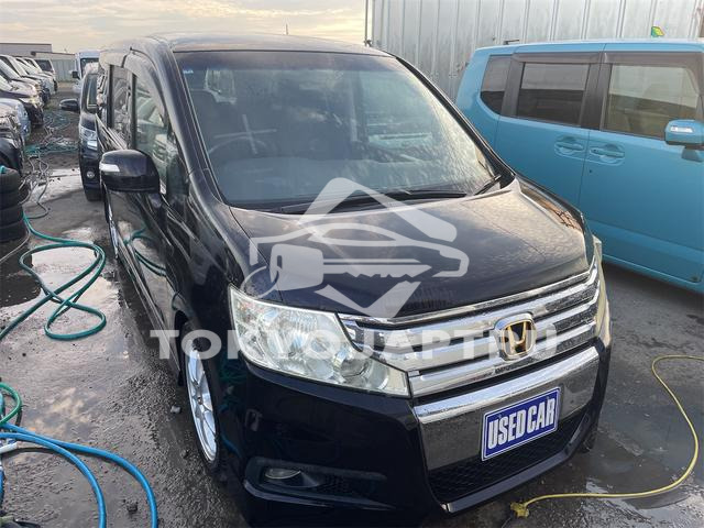 HONDA STEPWAGON SPADA