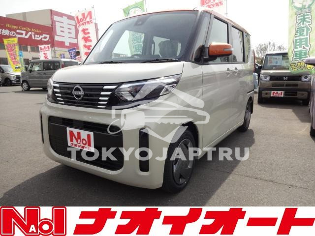 NISSAN ROOX