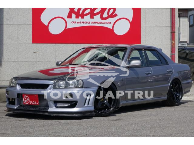 NISSAN SKYLINE