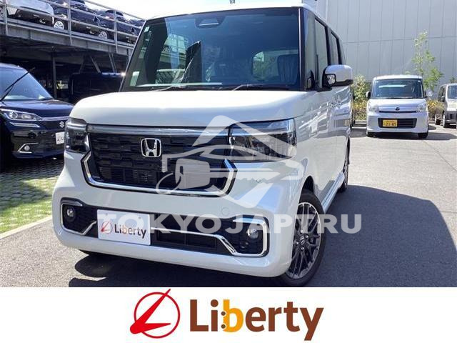 HONDA N-BOX CUSTOM