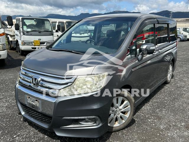 HONDA STEPWAGON SPADA