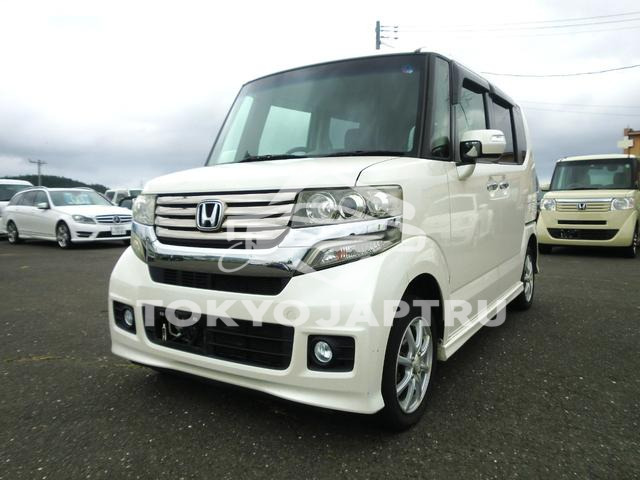 HONDA N-BOX CUSTOM
