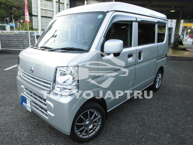 NISSAN NV100CLIPPER VAN