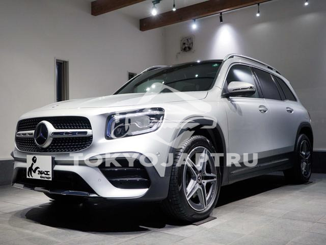MERCEDES BENZ GLB