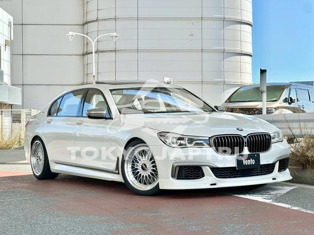 BMW 7 SERIES
