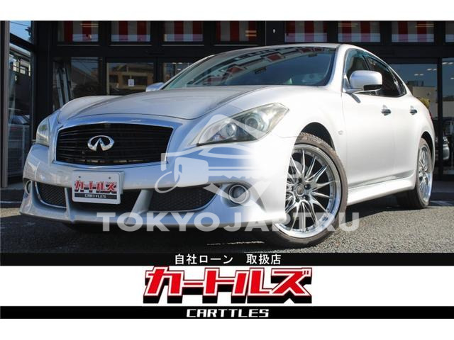 NISSAN FUGA