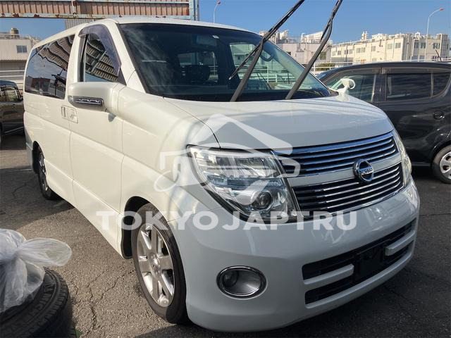 NISSAN ELGRAND