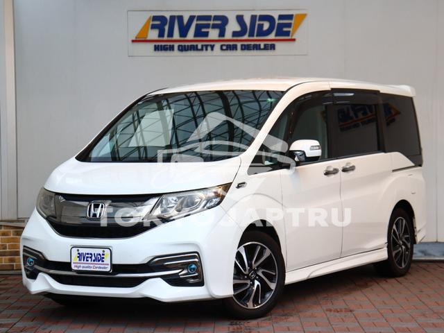 HONDA STEPWAGON SPADA