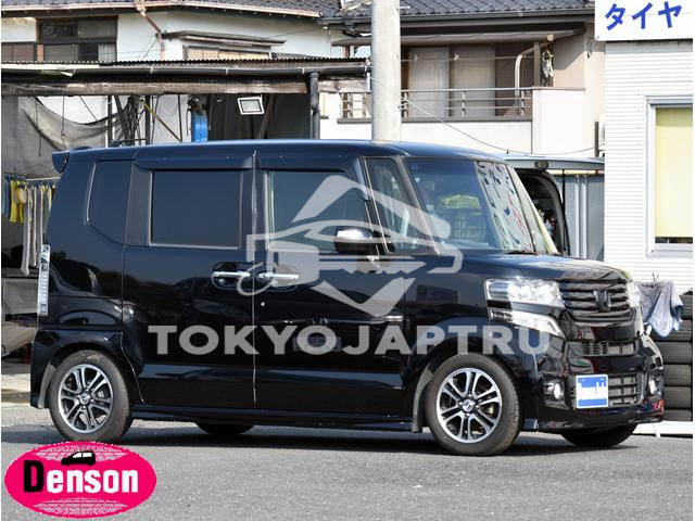 HONDA N-BOX CUSTOM