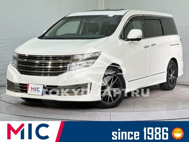 NISSAN ELGRAND