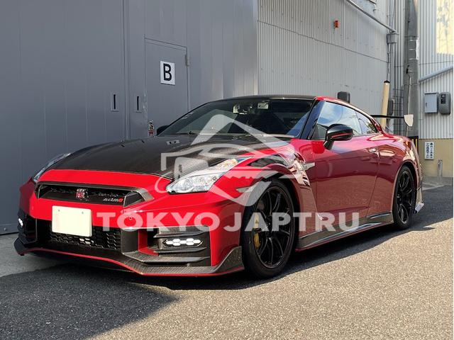 NISSAN GT-R