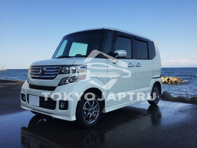 HONDA N-BOX CUSTOM