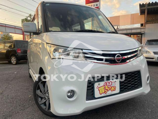 NISSAN ROOX