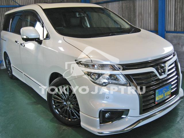 NISSAN ELGRAND