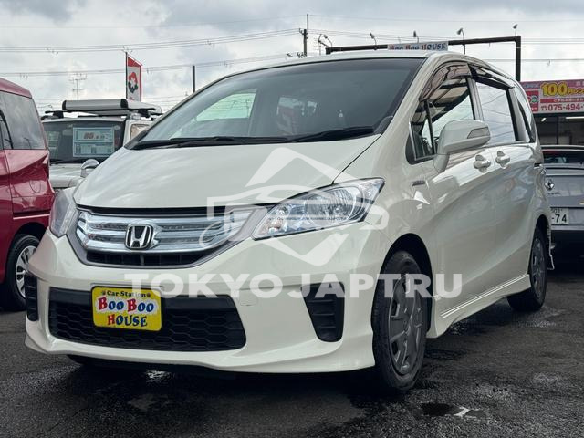 HONDA FREED HYBRID