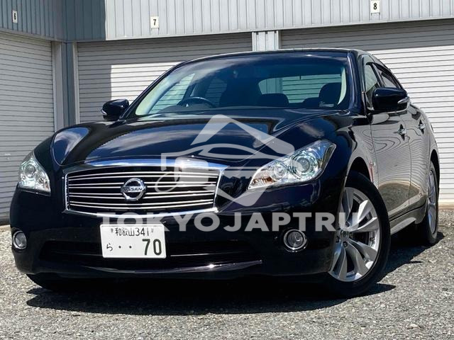 NISSAN FUGA