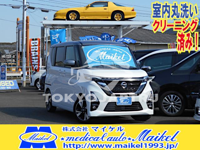 NISSAN ROOX