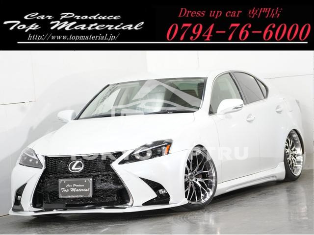 LEXUS IS