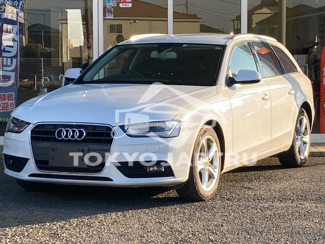 AUDI A4 AVANT