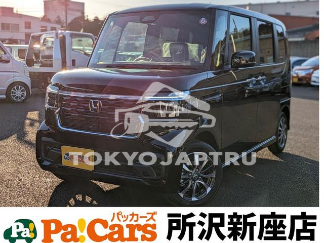 HONDA N-BOX CUSTOM