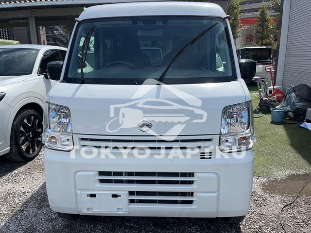 NISSAN NV100CLIPPER VAN